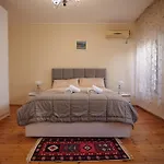 Fisi Heritage Residence, Prime Location