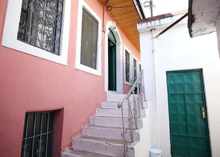 Fisi Heritage Residence, Prime Location