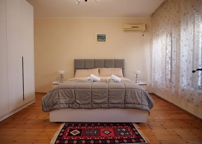 Fisi Heritage Residence, Prime Location