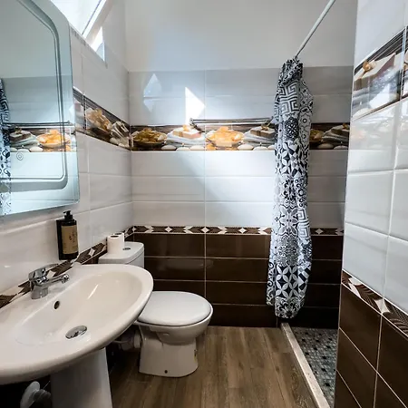 Budget Hotel *