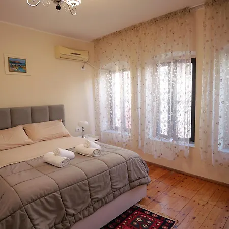 Daire Fisi Heritage Residence, Prime Location