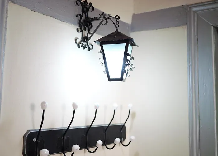 Fisi Heritage Residence, Prime Location שקודר